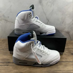 Air Jordan 5 Hyper Royal