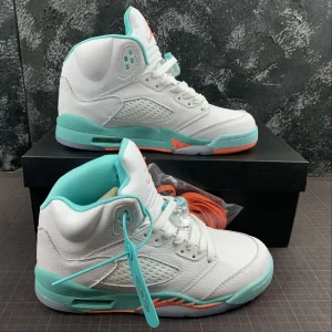 Air Jordan 5 Light Aqua