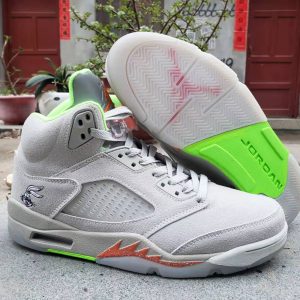 Air Jordan 5 Green Bean Bugs Bunny
