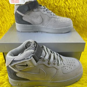 AF1’07 Mid Special Leather