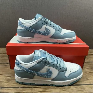 NK Dunk White and Blue 1