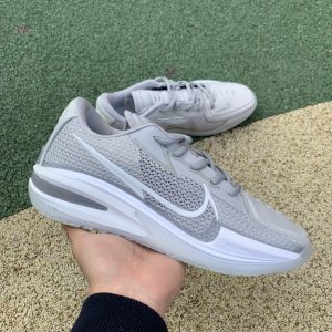 Zoom GT Cut Gray And White