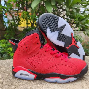AJ6 Toro Bravo