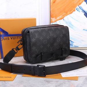 Louis Vuitton Messenger Steamer