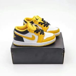 Jordan 1 Low Taxi