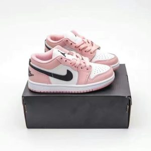 Jordan 1 Low Pink
