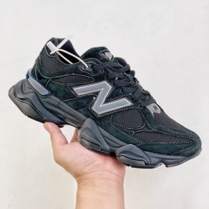 New Balance 9060 Magnet