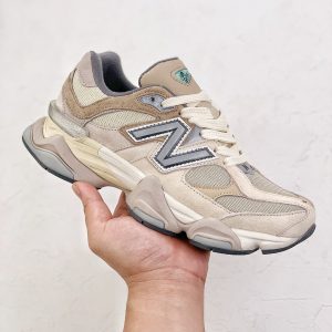 New Balance 9060 Moonbeam Sea Salt