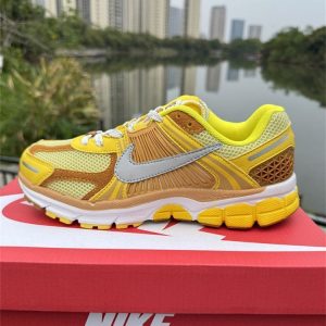 Nike Zoom Vomero 5 Amarillo